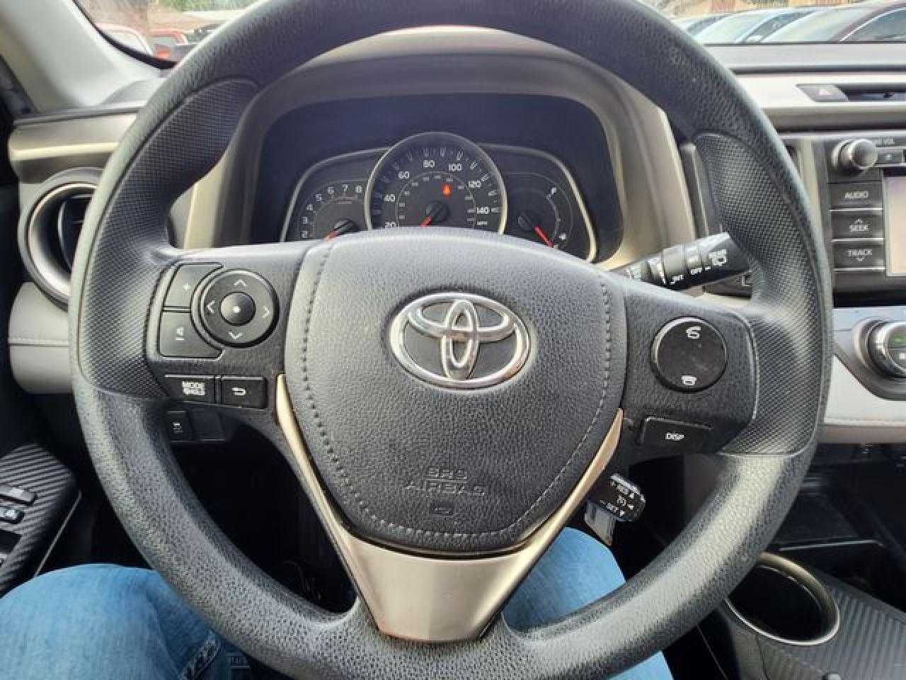 Toyota Rav4 XLE 2013