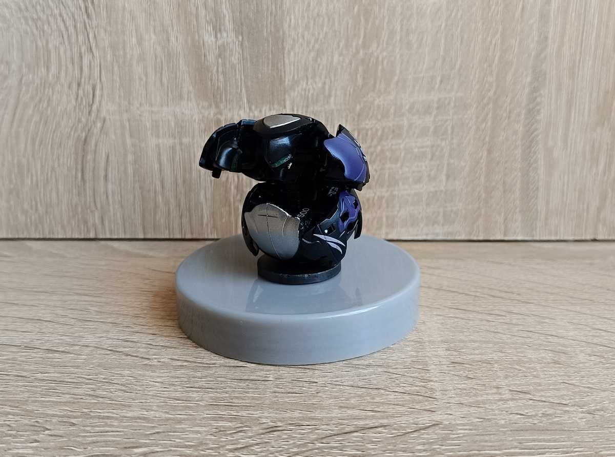 Bakugan Darkus Ryerazu. B500
