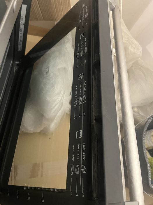 Piekarnik Electrolux EOB63500X – stan bardzo dobry
