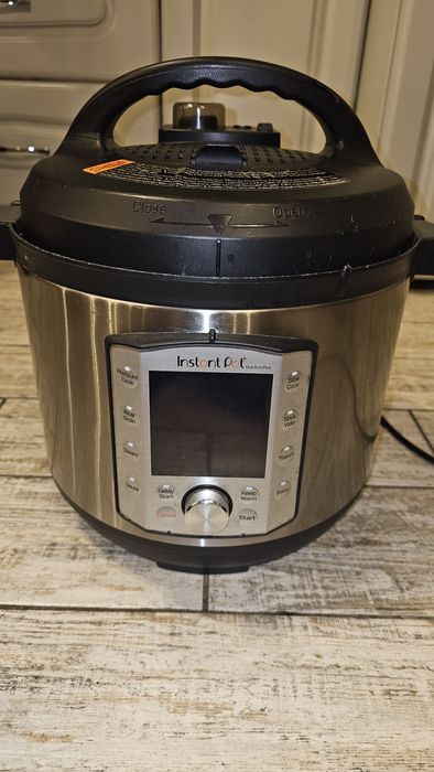 Продам мультиварку Б/У.