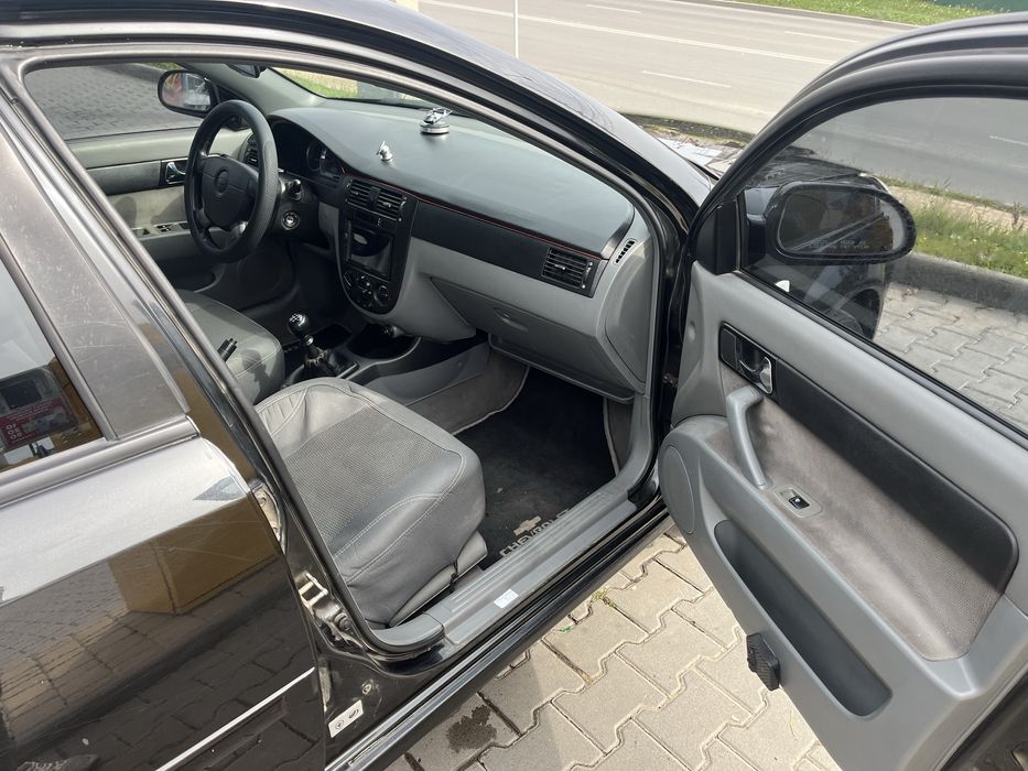 ТЕРМІНОВО Продам Chevrolet Lacetti