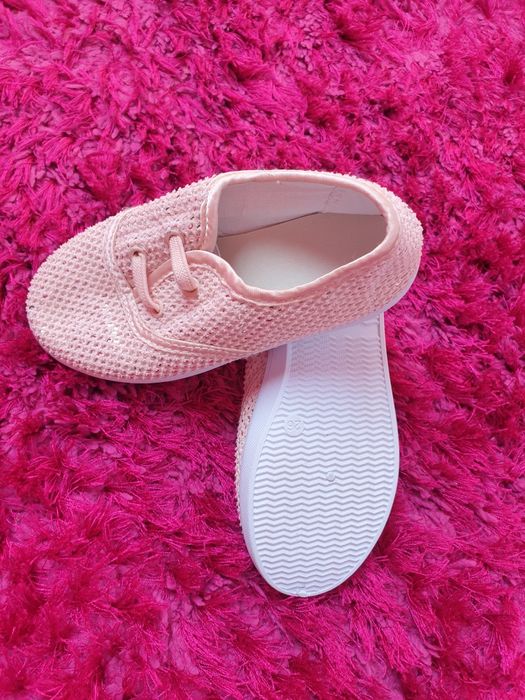 Błyszczące cekinowe trampki rozm 25/26