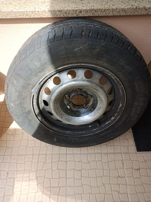 Pneus da Mercedes