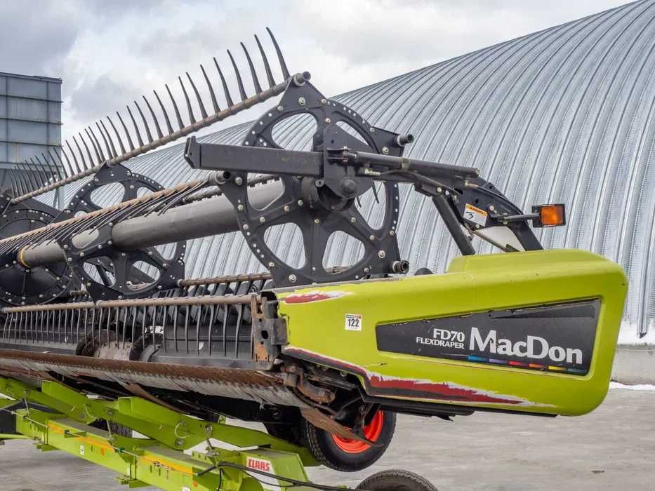 MacDon FD70 FlexDraper