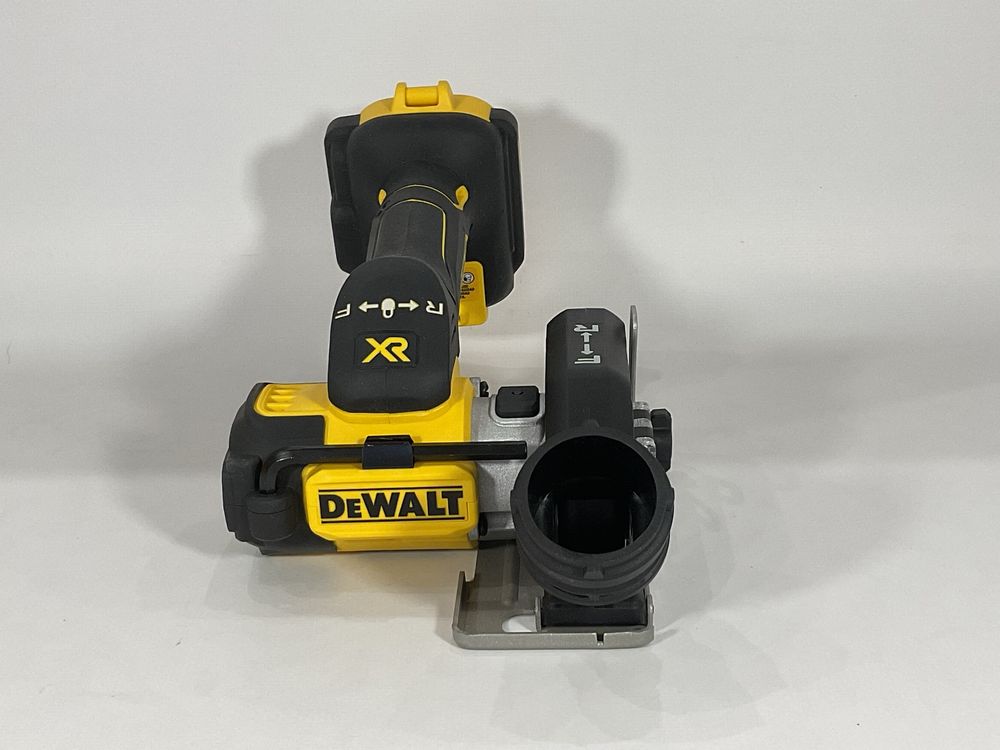 Бесщеточная угловая шлифмашина 75мм DEWALT DCS438B 20V MAX XR