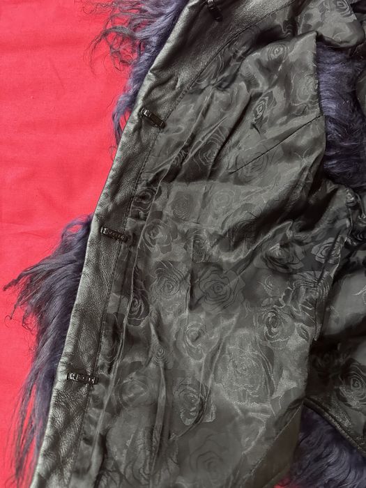 Продам жилеку, мех натур. Лама