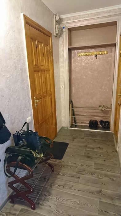 КПІ, НАУ, КНЕУ ім. Богомольця -10хв.швидкісним трамваєм. Курбаса 5а