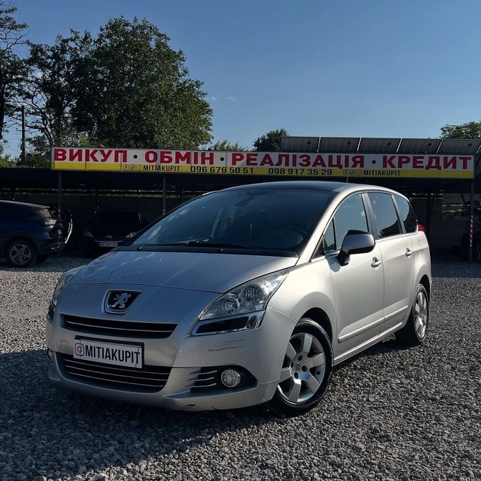 Peugeot 5008 2009 1.6 Бензин