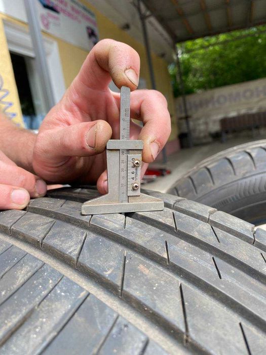 Goodyear EfficientGrip Performance225/55R17101W-2шт, 215/60R1796H-2шт.