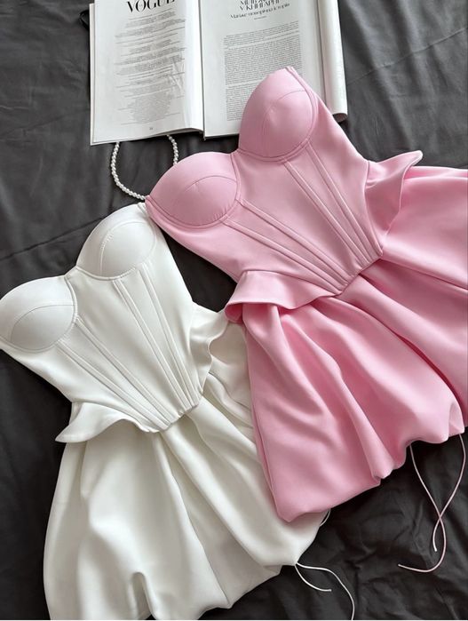 корсет з спідницею