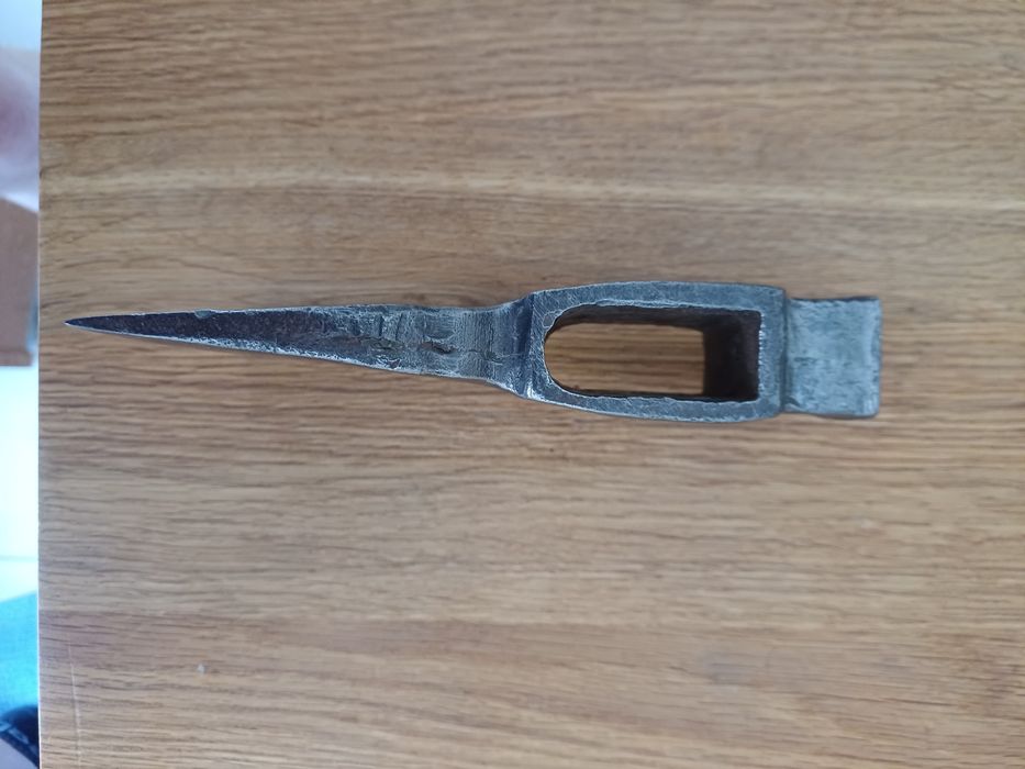 Toporek niemiecki Helko