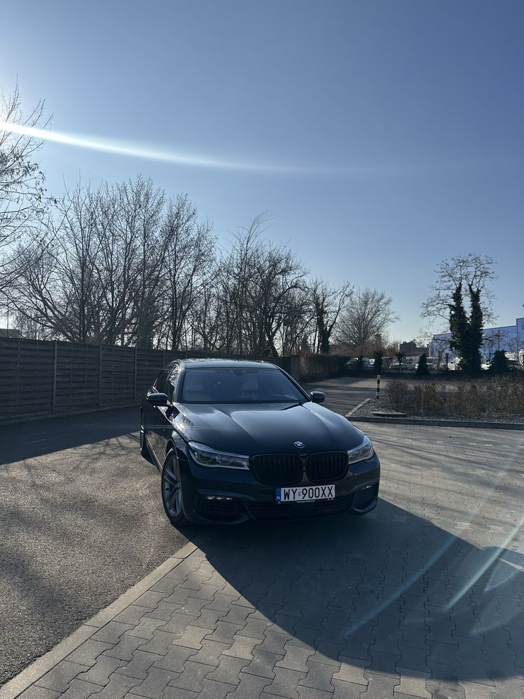 BMW i7 | 400 km | Ful Lounge