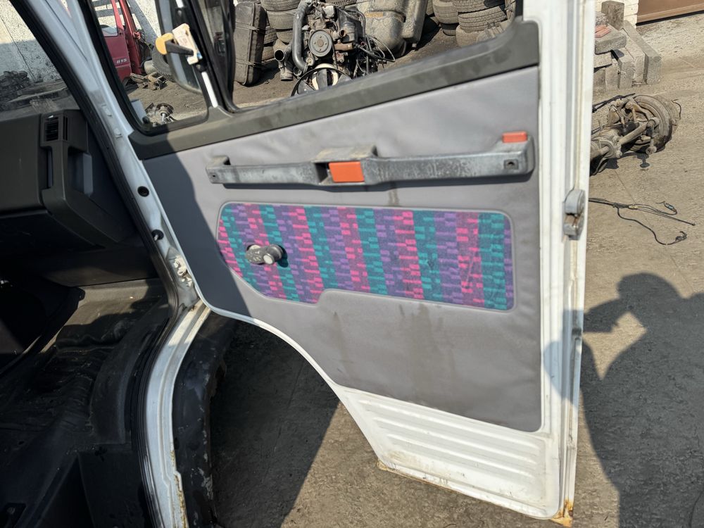 Кабіна mercedes rex 609 611 709 711 809 811 814 розборка