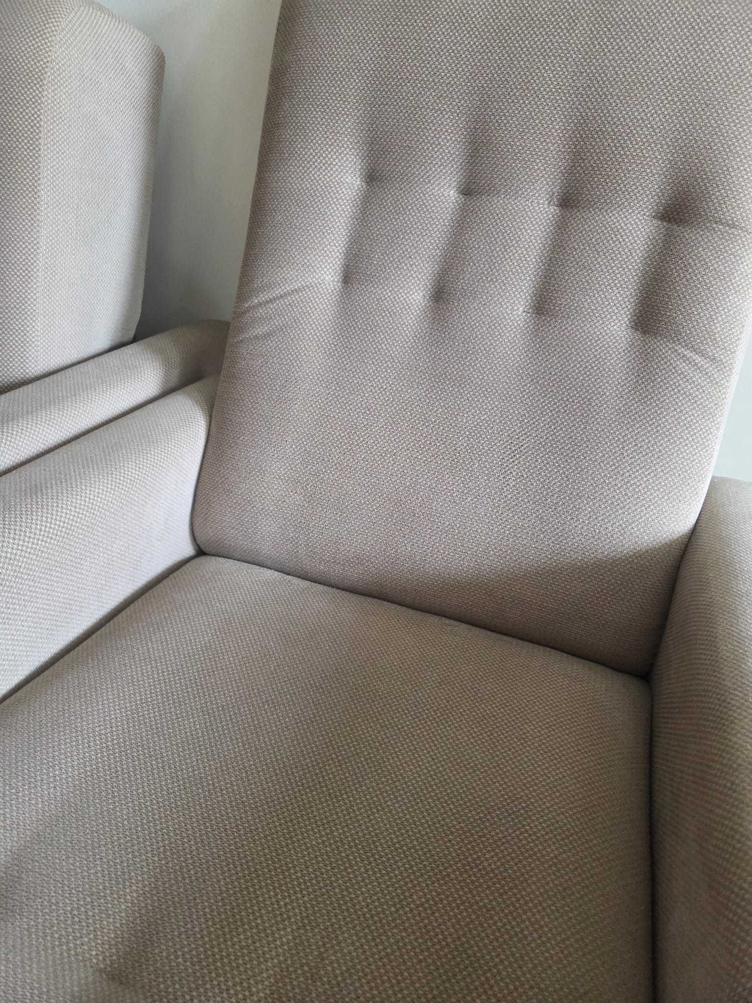 Zestaw Mebli Rozkładana Sofa + Dwa Fotele + Ława + Dwa Pufy