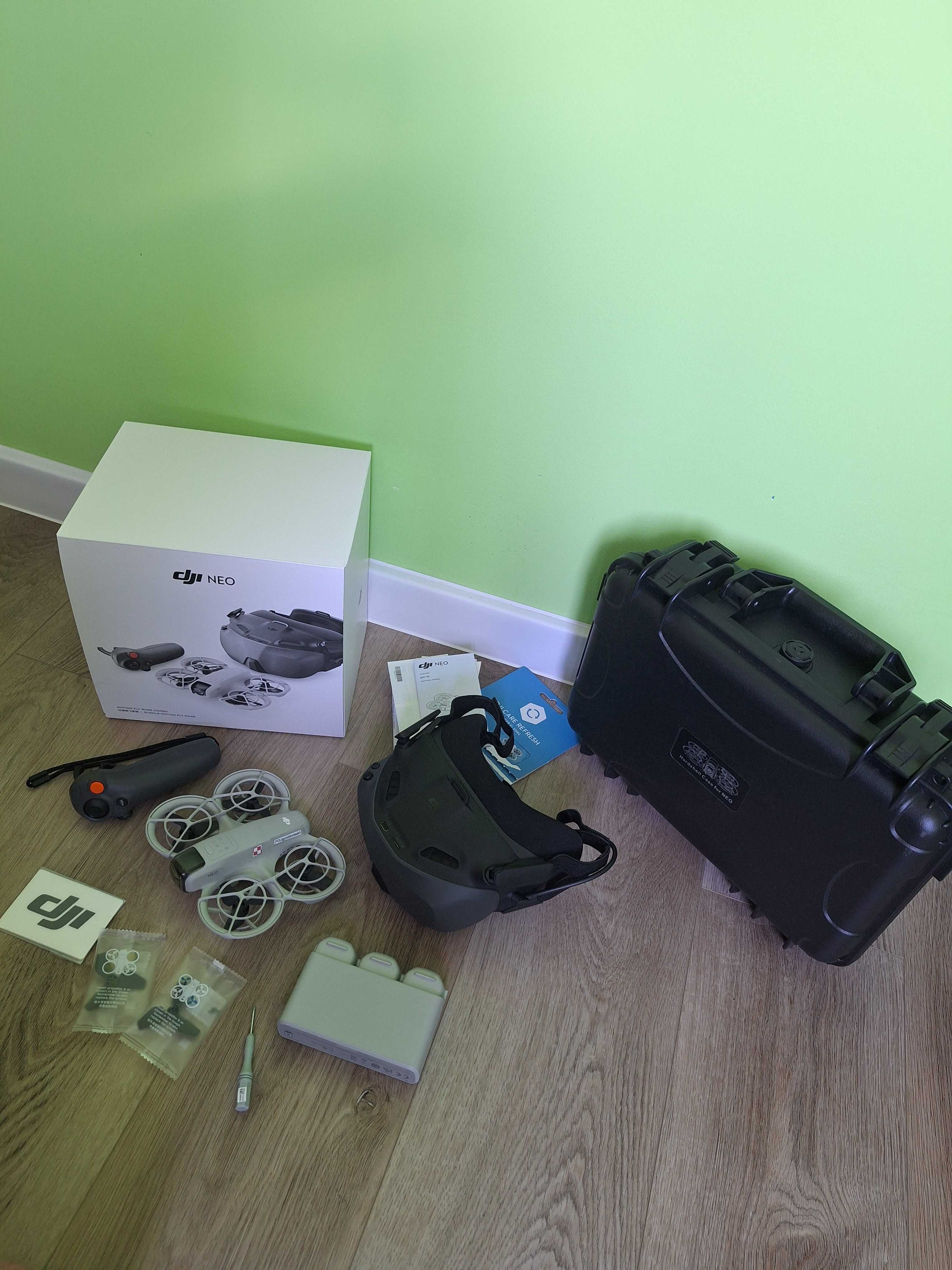 DJI NEO Motion Fly more combo + case i CARE na rok Dron FPV