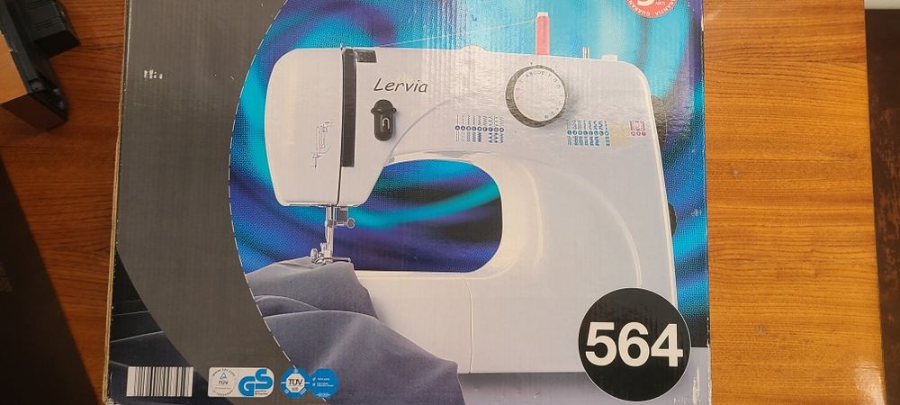 Продаётся швейная машинка ,Lervia