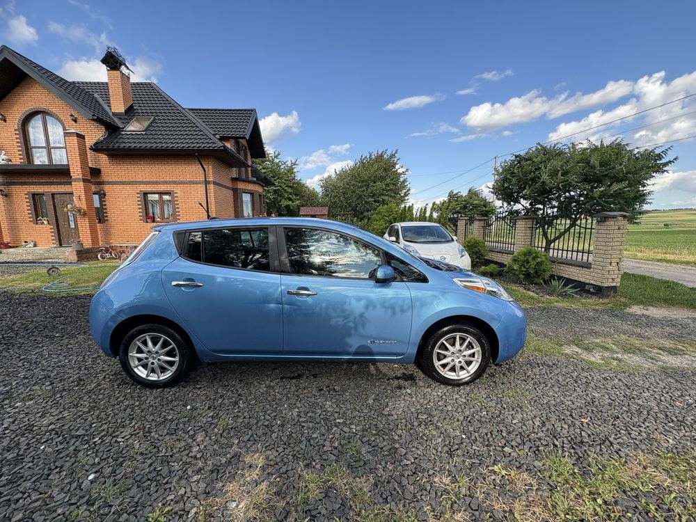 Nissan Leaf 2013