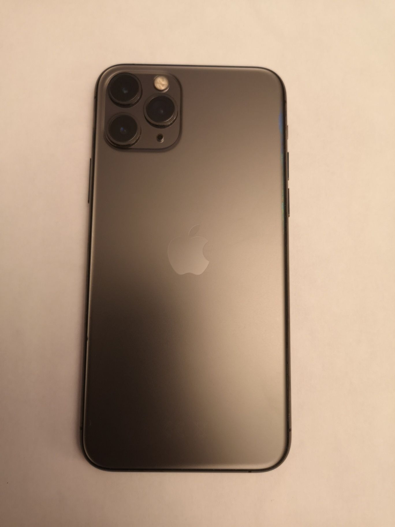 IPhone 11 pro 64 GB + słuchawki