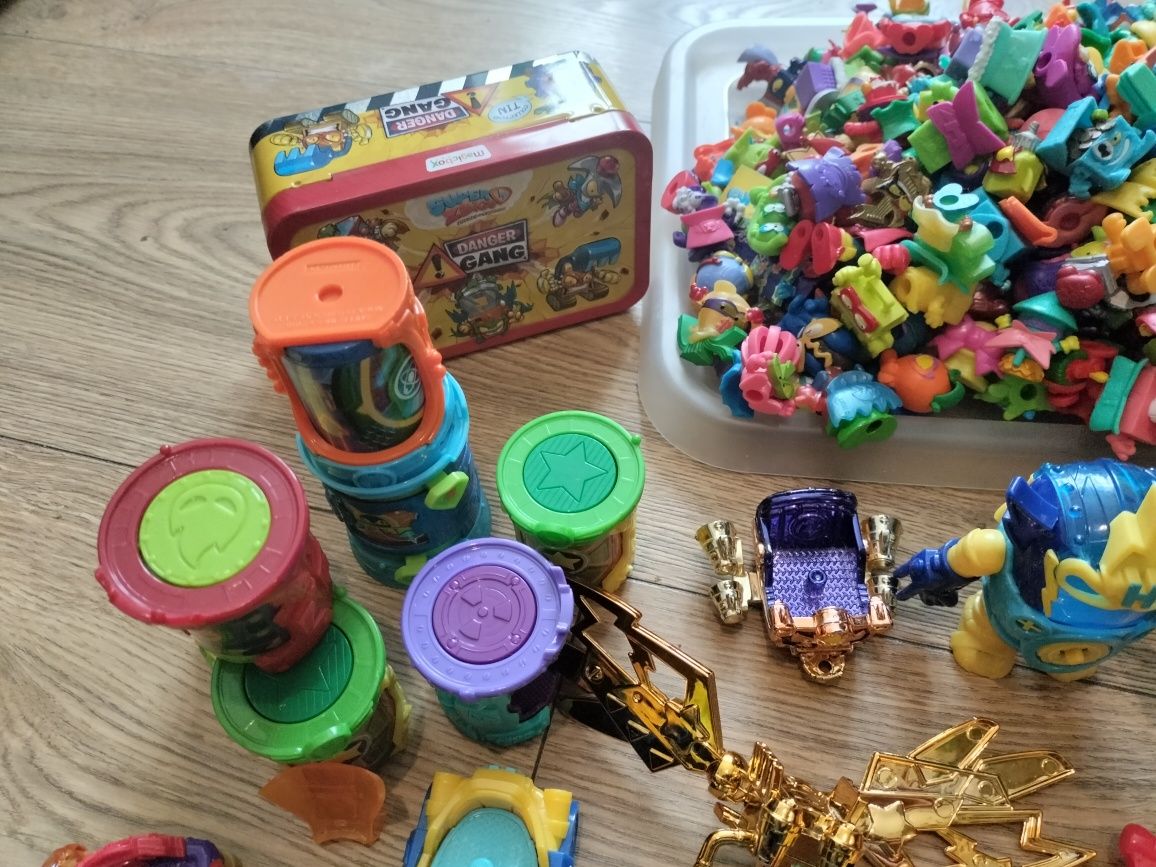 Figurki super zings i super things