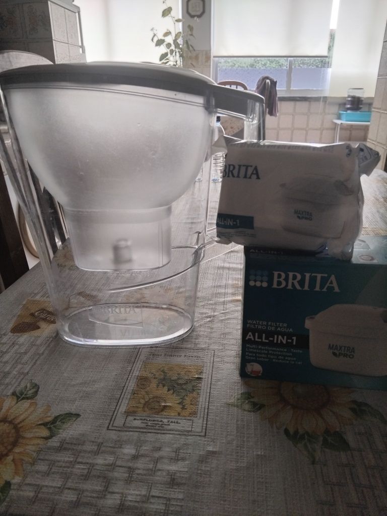 Jarro Brita com filtro