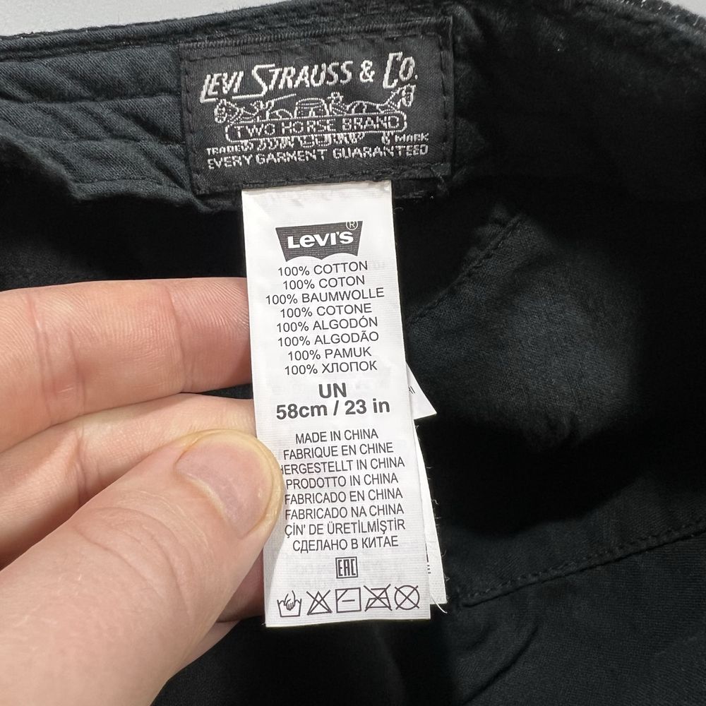 Чоловіча кепка levi's denim driver flat cap