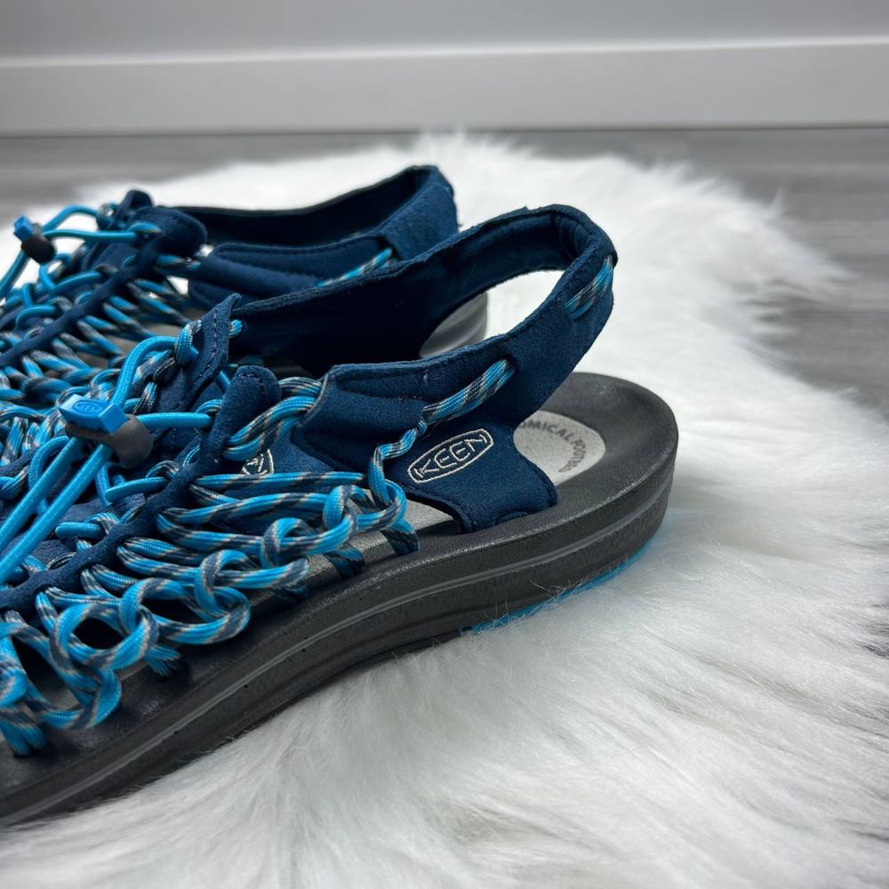 Чоловічі оригінальні сандалі Keen
