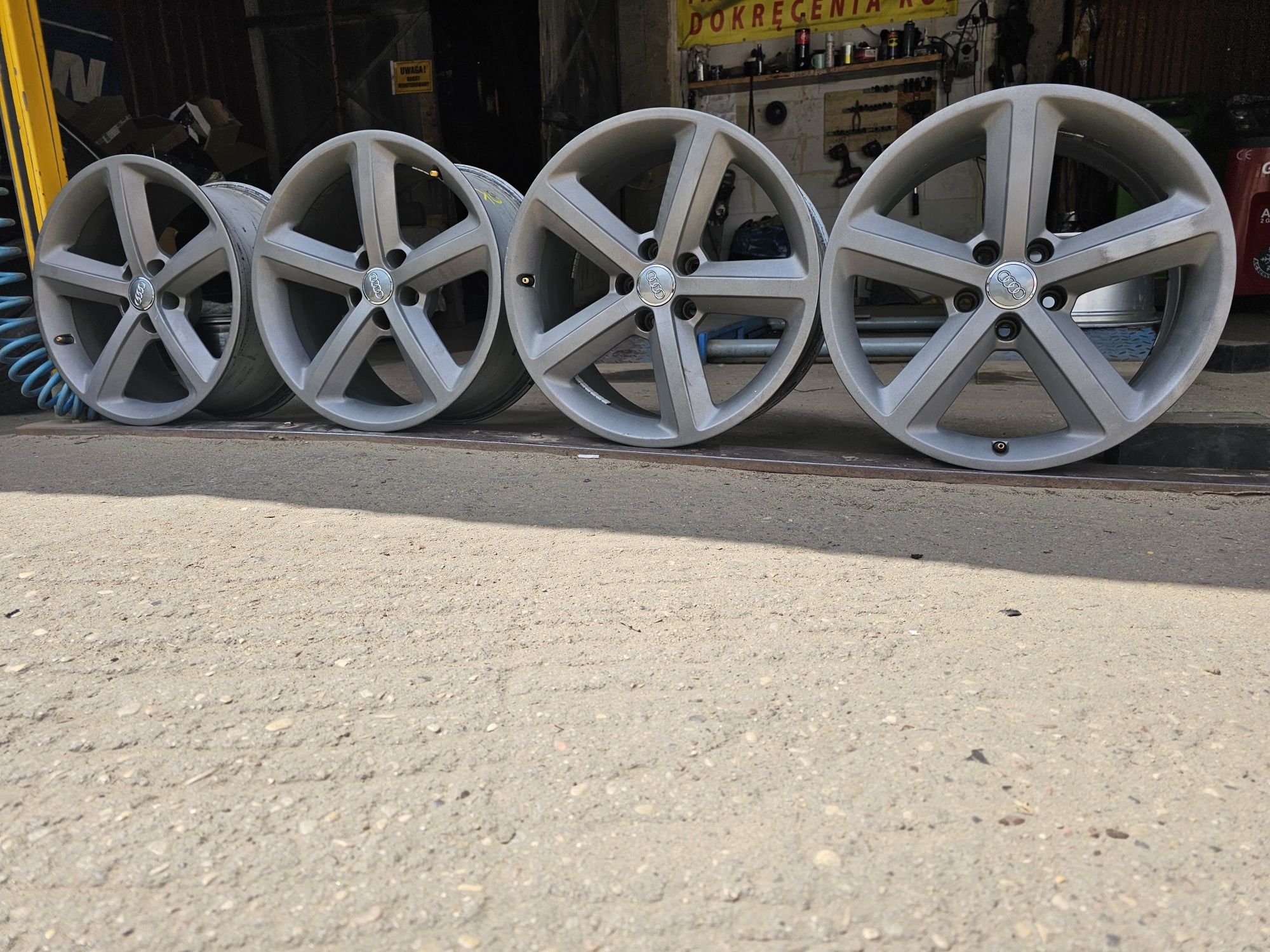 Felgi Aluminiowe Audi A5 R18 5x112 ET29-8.5J