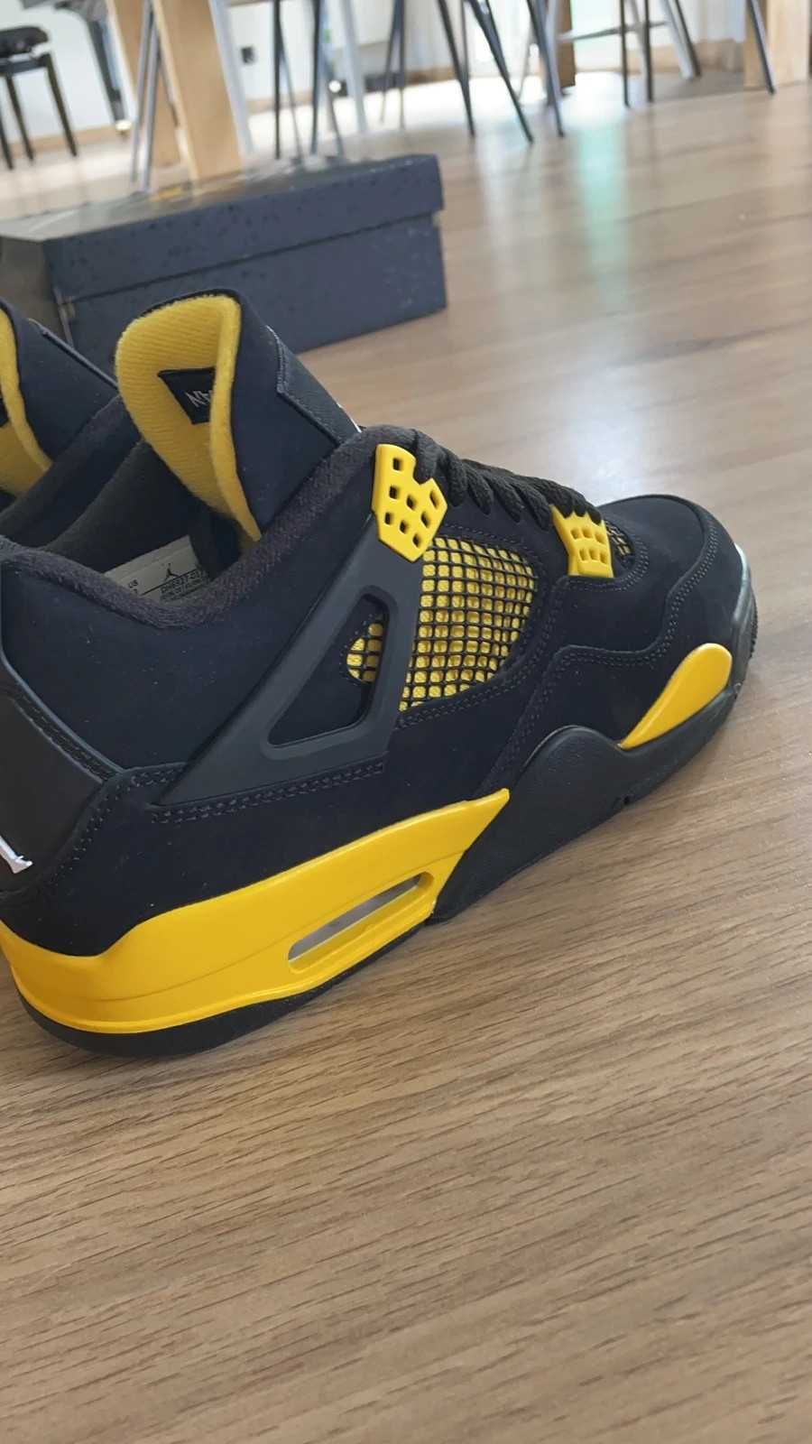 Jordan 4 Retro Thunder 46 EU / 12US / 30 CM