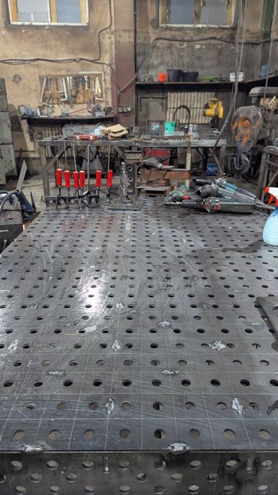 Сварочный стол стол сварщика Зварювальний стіл для сварщика