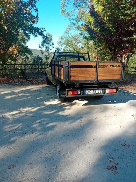 Toyota Hilux 2.4
