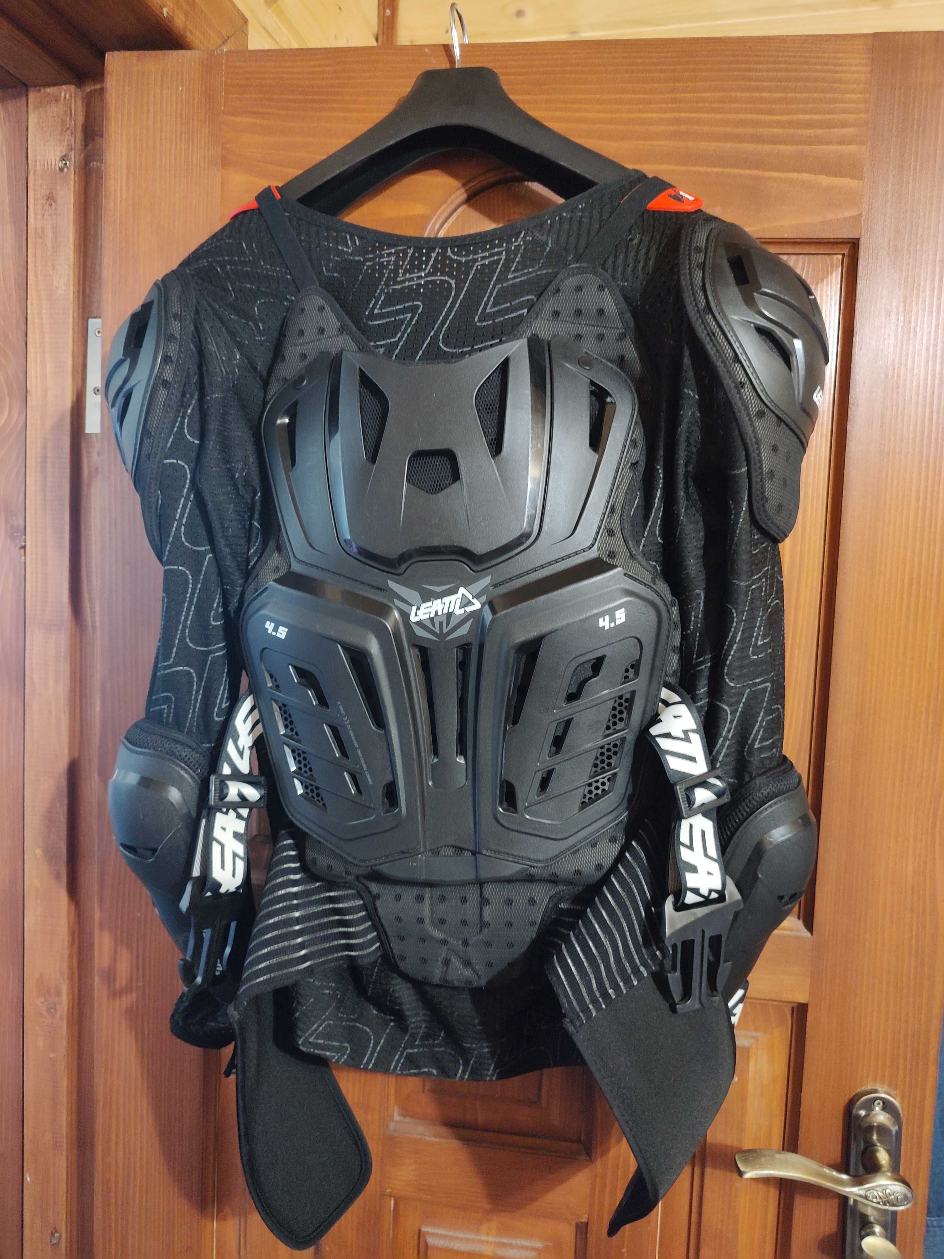 Шарнірні наколінники Leatt DUAL AXIS. Черепаха Body Protector 4.5 Pro