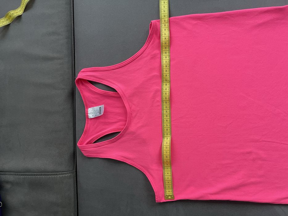 Майка жіноча яскраво рожева, малинова, розмір S