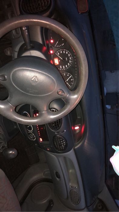 Renault megane 1 1998 niski przebieg