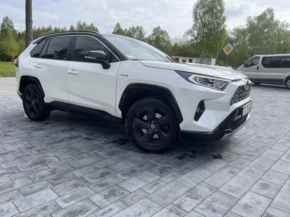 Toyota rav4 hybrid 2.5 selection