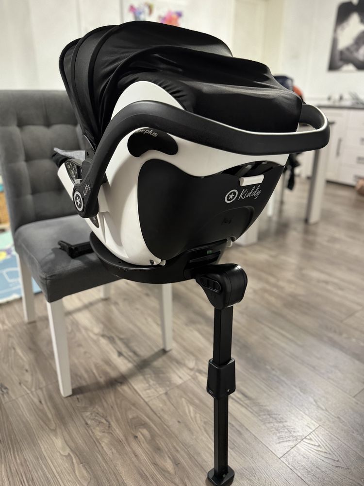 Fotelik Kiddy Evoluna i-Size 2 z bazą isofix