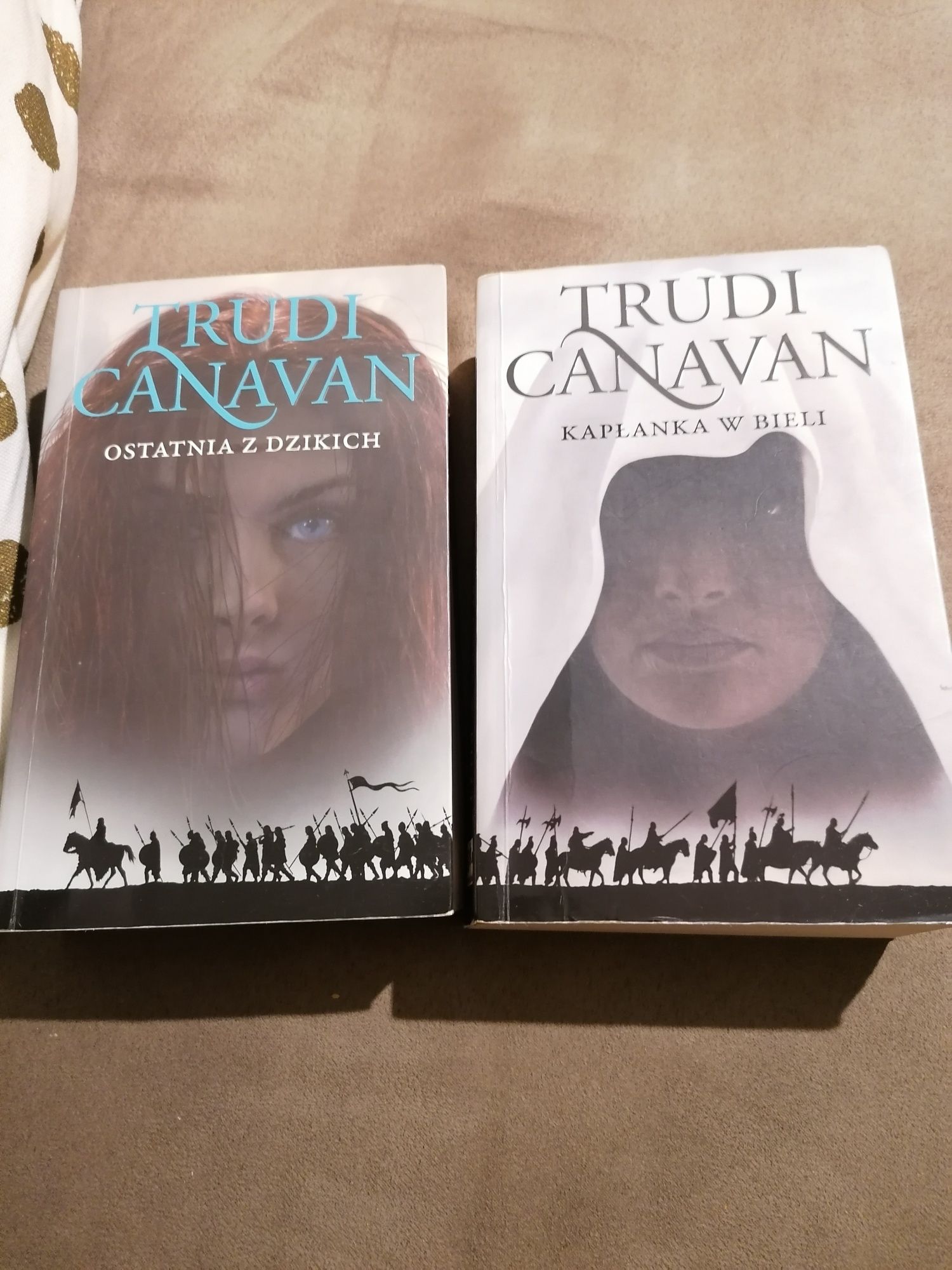 Literatura książka Trudi Canavan, Ostatnia z dzikich, Kapłanka w bieli