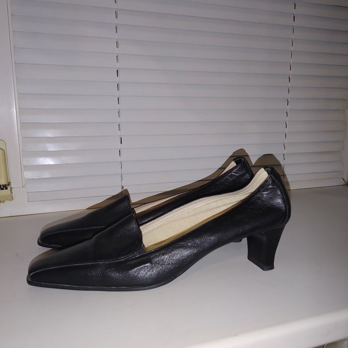 Продам туфли кожанные женские