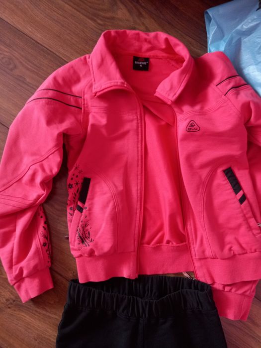 Продам спортивний костюм