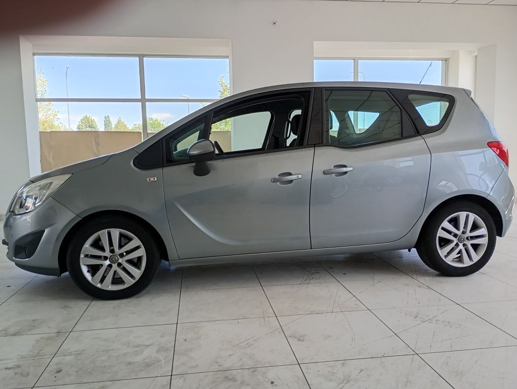 Opel Meriva 1.7CDTI. 2011r. 6-biegów super stan, opcja Bdb.