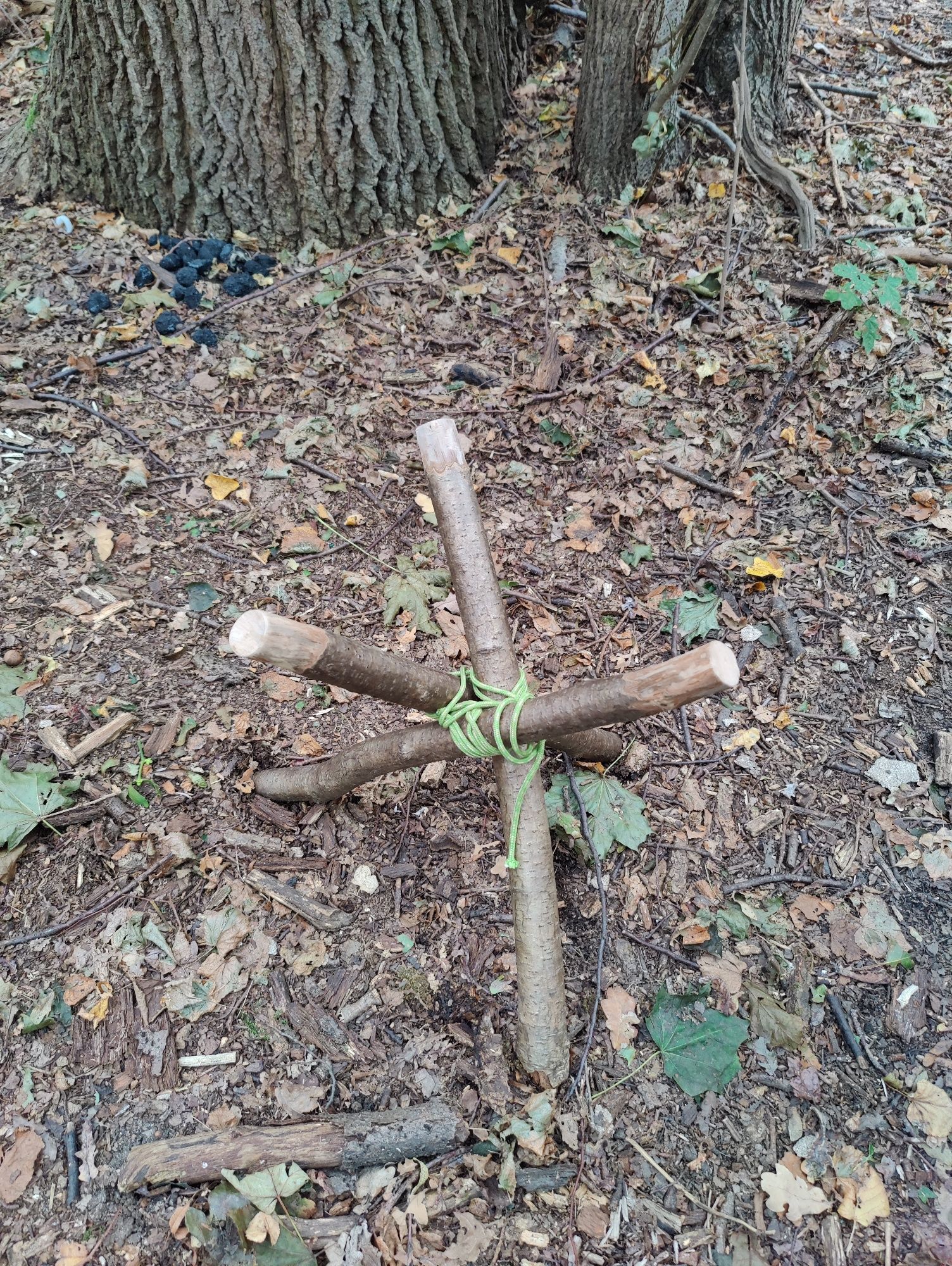 Krzesełko stołek siedzisko turystyczne biwak bushcraft DIY