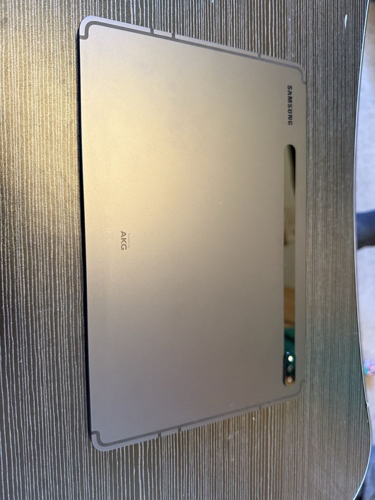Galaxy Tab S7 + dwa etui