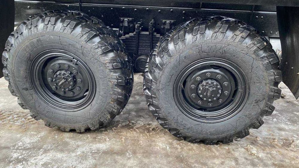 КАМАЗ 4310, лісовоз із маніпулятором
