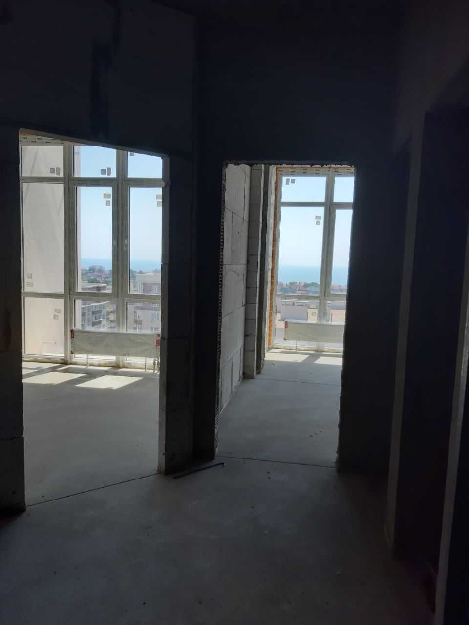 3-ком с террасой 5м2 и видом на море в новом сданном доме