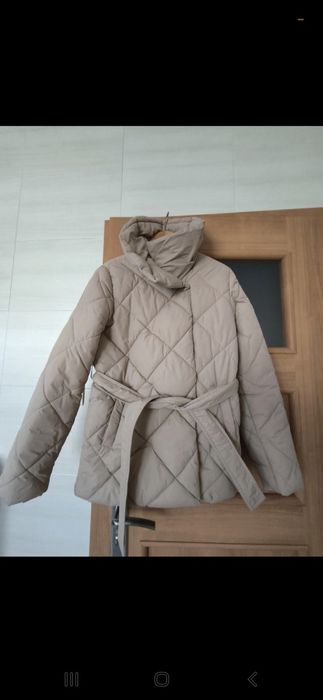 Kurtka zimowa beżowa ecru xxs 32 Mohito