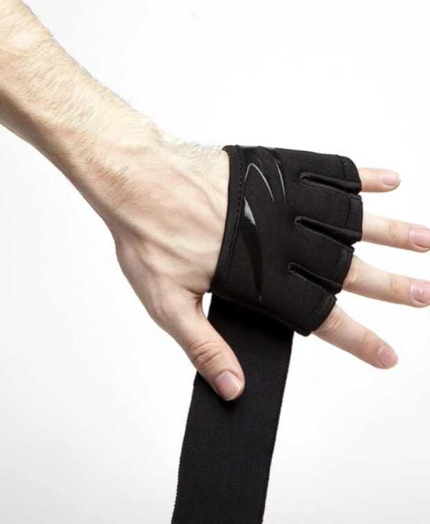 Продам бинти-перчатки Everlast розміру S чорного кольору