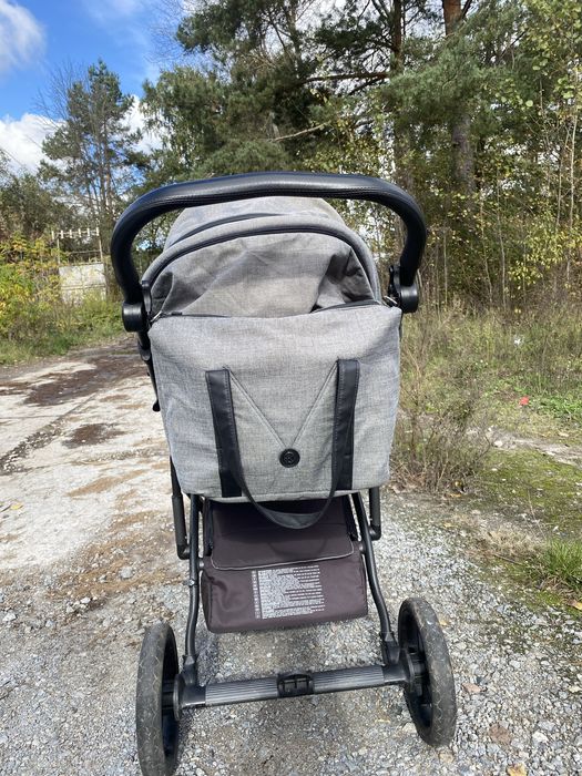 Коляска Roan bass next
