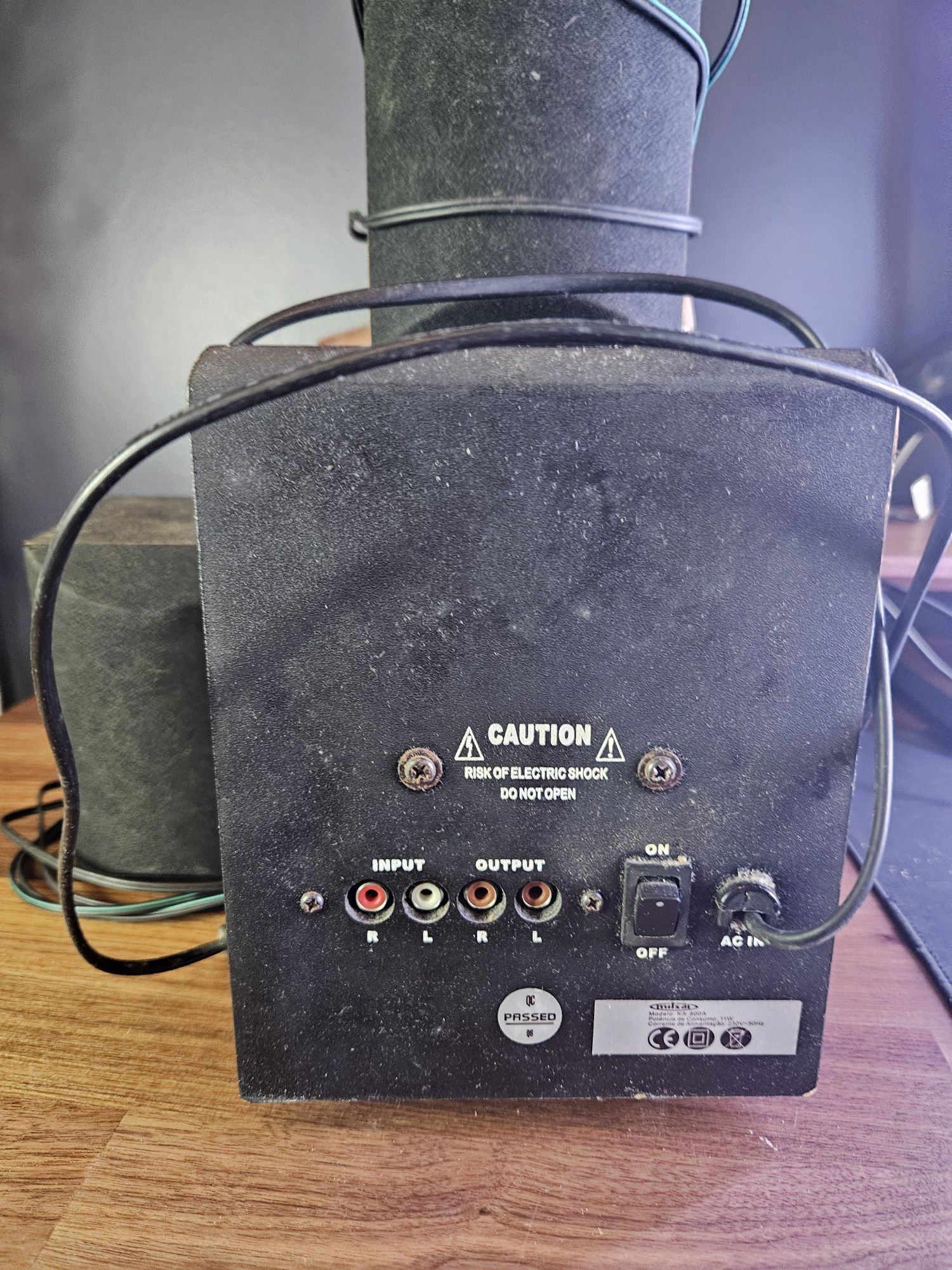 Colunas logitech
