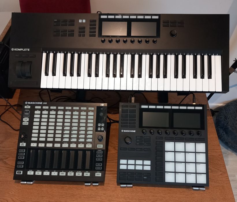 Komplete kontrol + Maschine MK3  + Maschine Jam