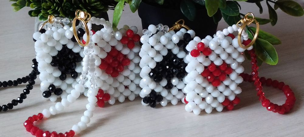 Набір брелків ручної роботи з чотирьох карт