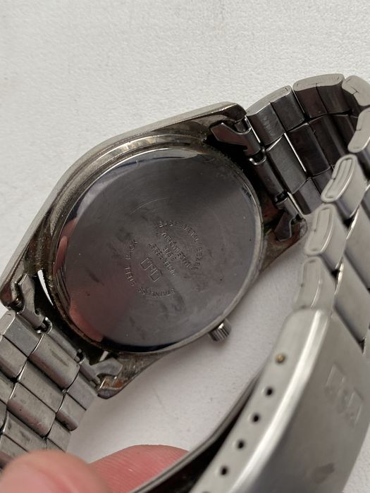 Годинник Q&Q